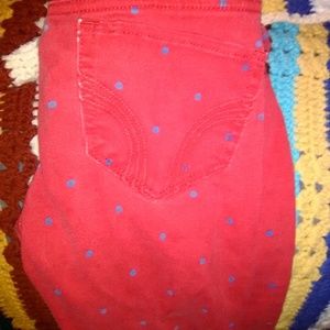 Dark red an blue skinny jeans poke a dot